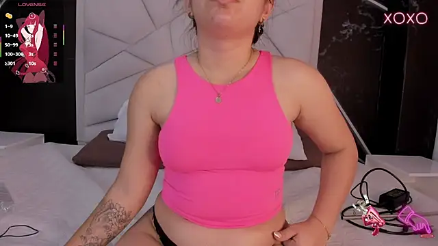 JulietSofia online show from 04-13-26, 08:24