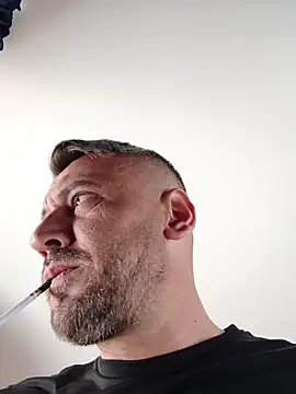 yourflowerpink online show from 04-18-26, 01:02