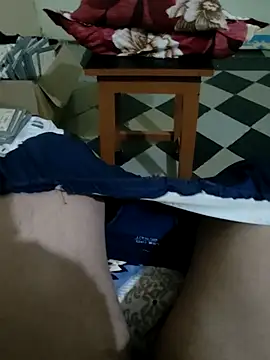 Snapshot of RomanticLoverboyz chatting on 03-18-25, 01:01 RomanticLoverboyz online show from 03-18-25, 01:01