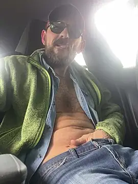 Snapshot of Rimmingtop chatting on 05-17-26, 12:27 Rimmingtop online show from 05-17-26, 12:27