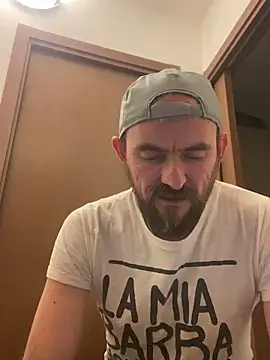 Snapshot of Rimmingtop chatting on 05-19-26, 08:27 Rimmingtop online show from 05-19-26, 08:27