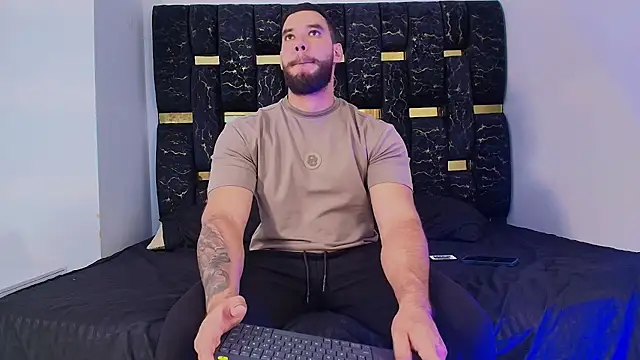 chris blake   online show from 11-21-25, 06:29