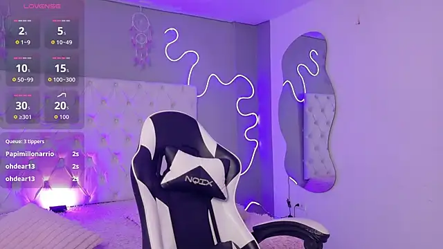 natasha  black online show from 11-10-25, 07:30