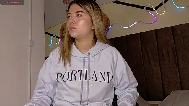 natasha  black online show from 01-07-26, 12:43