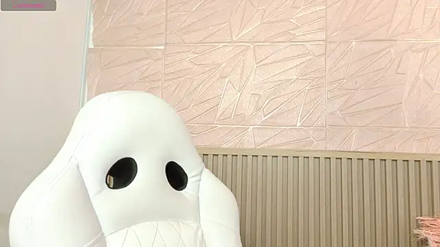 Gaviluc  online show from 10-31-25, 11:29