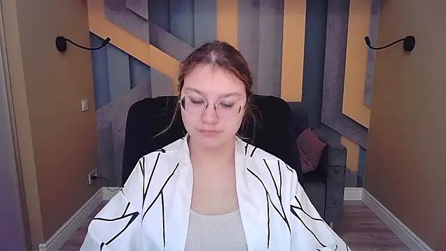 AngelinaLow online show from 02-16-26, 12:26