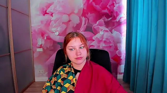 Snapshot of AngelinaLow chatting on 05-09-26, 11:24 AngelinaLow online show from 05-09-26, 11:24