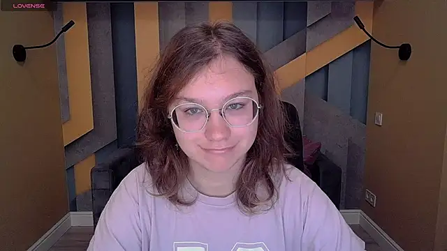 AngelinaLow online show from 11-16-25, 06:29