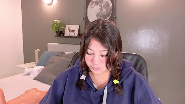 Snapshot of Kathe_sweetness chatting on 09-22-25, 11:27 Kathe sweetness online show from 09-22-25, 11:27