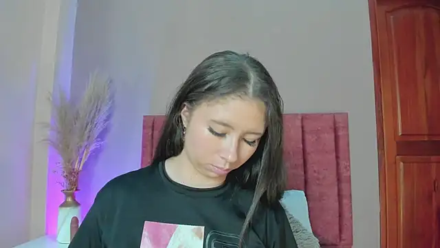 BeckyVidal online show from 11-07-25, 12:26