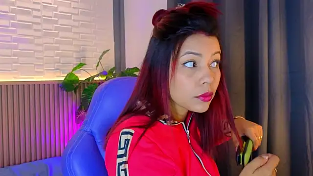 TiffanyWalk online show from 11-13-25, 11:03