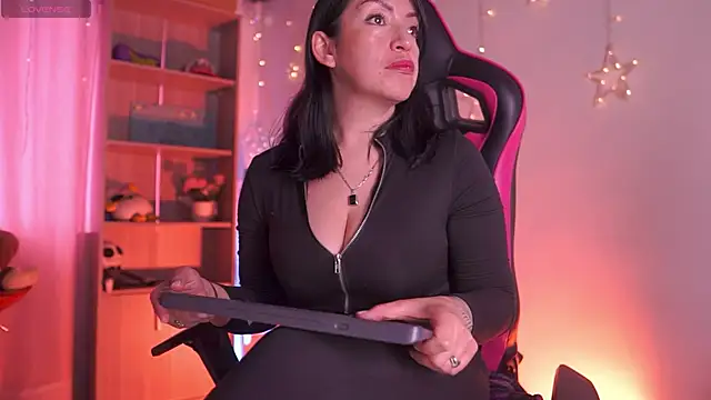 Madison Mayer online show from 03-10-26, 01:04