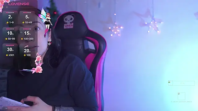 Madison Mayer online show from 11-28-25, 01:11