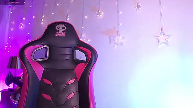 Madison Mayer online show from 10-31-25, 12:46