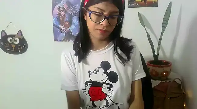 Snapshot of sarah_sm chatting on 03-15-25, 07:48 sarah sm online show from 03-15-25, 07:48