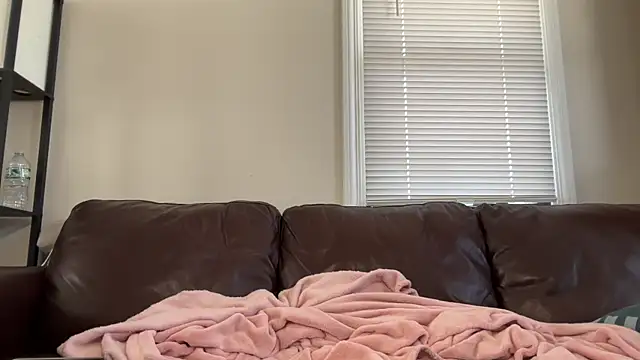 SpaceCowWhore online show from 03-22-25, 02:47