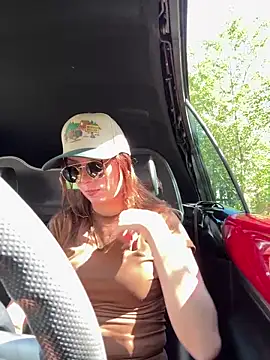 SpaceCowWhore online show from 09-12-25, 05:24