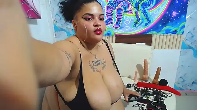 latina bigboos25 online show from 10-15-25, 04:22