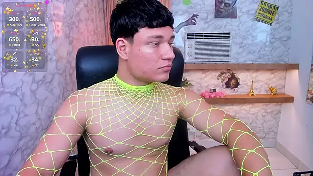 AndrewPeach  online show from 10-23-25, 08:07