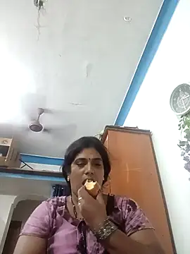 Snapshot of kissmetha chatting on 10-02-25, 09:45 kissmetha online show from 10-02-25, 09:45