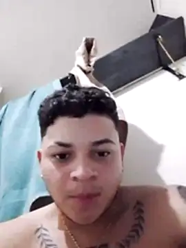 juan montoyasex online show from 10-23-25, 04:49