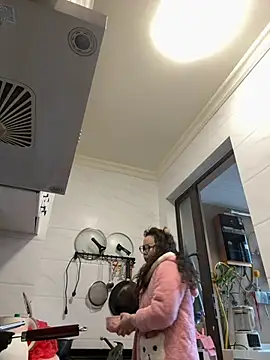 aa520uv online show from 03-01-26, 03:17