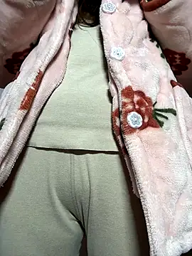 aa520uv online show from 12-16-25, 02:05