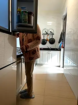 aa520uv online show from 11-25-25, 02:45