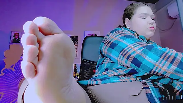 FlorenceAnderson online show from 10-10-25, 09:32