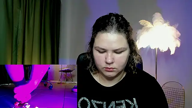 FlorenceAnderson online show from 10-14-25, 09:32