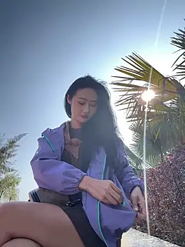 linger-23 online show from 12-05-25, 06:12