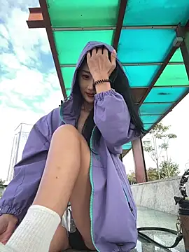 linger-23 online show from 11-06-25, 07:23