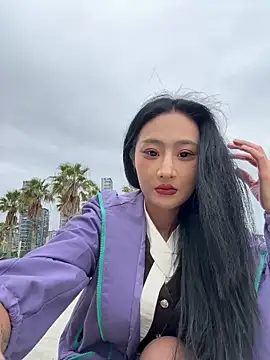 linger-23 online show from 11-30-25, 06:47