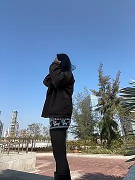 linger-23 online show from 01-13-26, 06:28