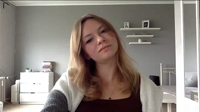 MillieShow online show from 09-14-25, 01:55