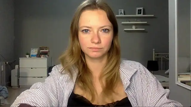 MillieShow online show from 12-22-25, 10:54