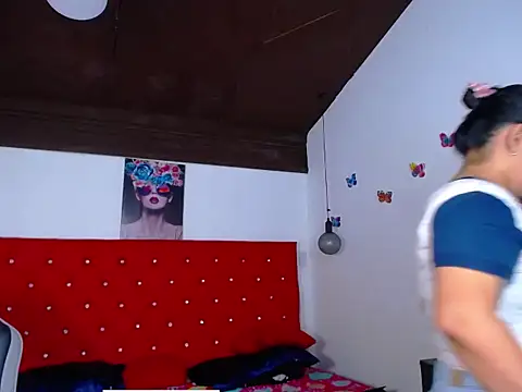 kriss sweetboobs10 online show from 11-29-25, 12:05