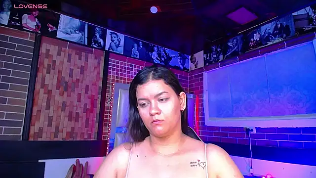 kriss sweetboobs10 online show from 06-27-26, 01:50