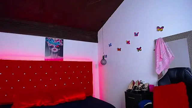 kriss sweetboobs10 online show from 10-29-25, 12:59