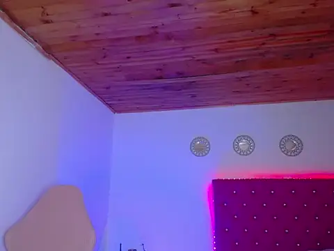 kriss sweetboobs10 online show from 01-10-26, 12:11