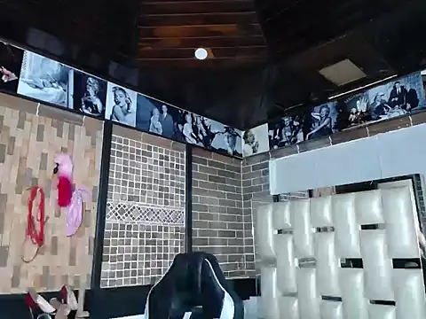 kriss sweetboobs10 online show from 04-01-26, 12:50