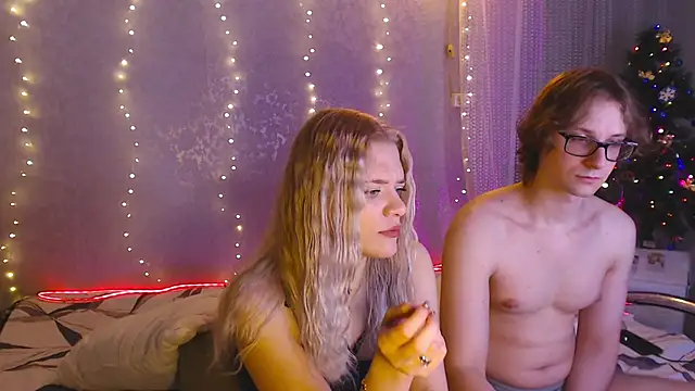 Your Horny Friends online show from 01-11-26, 06:48