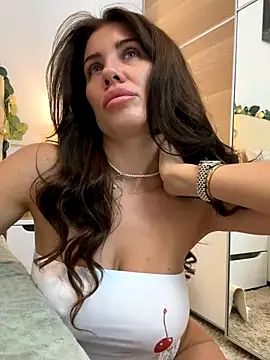 CelineReys online show from 10-01-25, 04:00