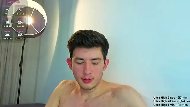 Danny  Magic online show from 10-05-25, 06:20