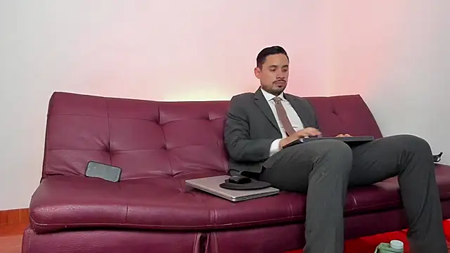 pleasurecompany3 online show from 10-22-25, 07:24