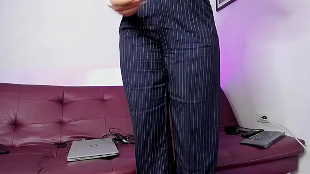 pleasurecompany3 online show from 09-15-25, 09:48