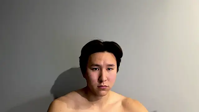 Snapshot of aliktasty chatting on 10-15-25, 04:15 aliktasty online show from 10-15-25, 04:15