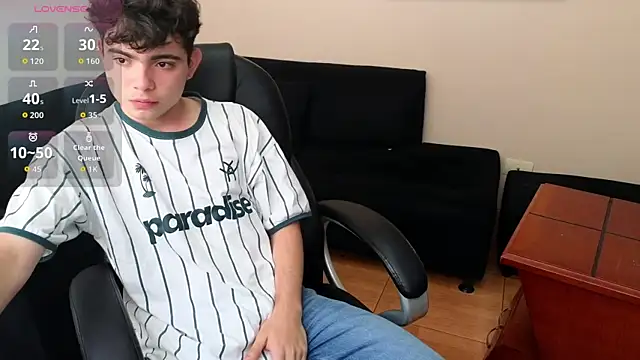 lukeboyce33 online show from 02-23-26, 08:20