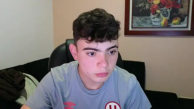 lukeboyce33 online show from 09-17-25, 11:29