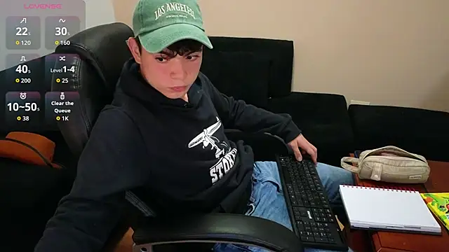 lukeboyce33 online show from 02-13-26, 12:10